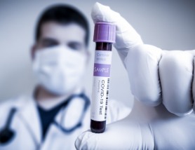 Răsturnare de situație. Tulpina britanică a coronavirusului nu este atât de periculoasă precum se credea